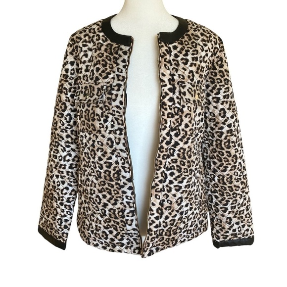 Chico’s Leopard Print Jacket Quilted Fall Jacket Lightweight Zip Up Sz 0 /Small - Picture 5 of 16